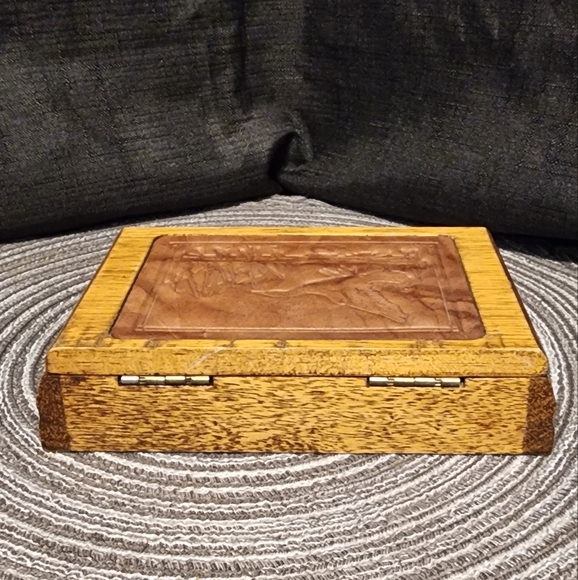 Jewelry Box with Leather inlay Men's - Picture 4 of 7